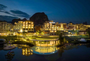 阳朔遇龙河畔丽诗酒店